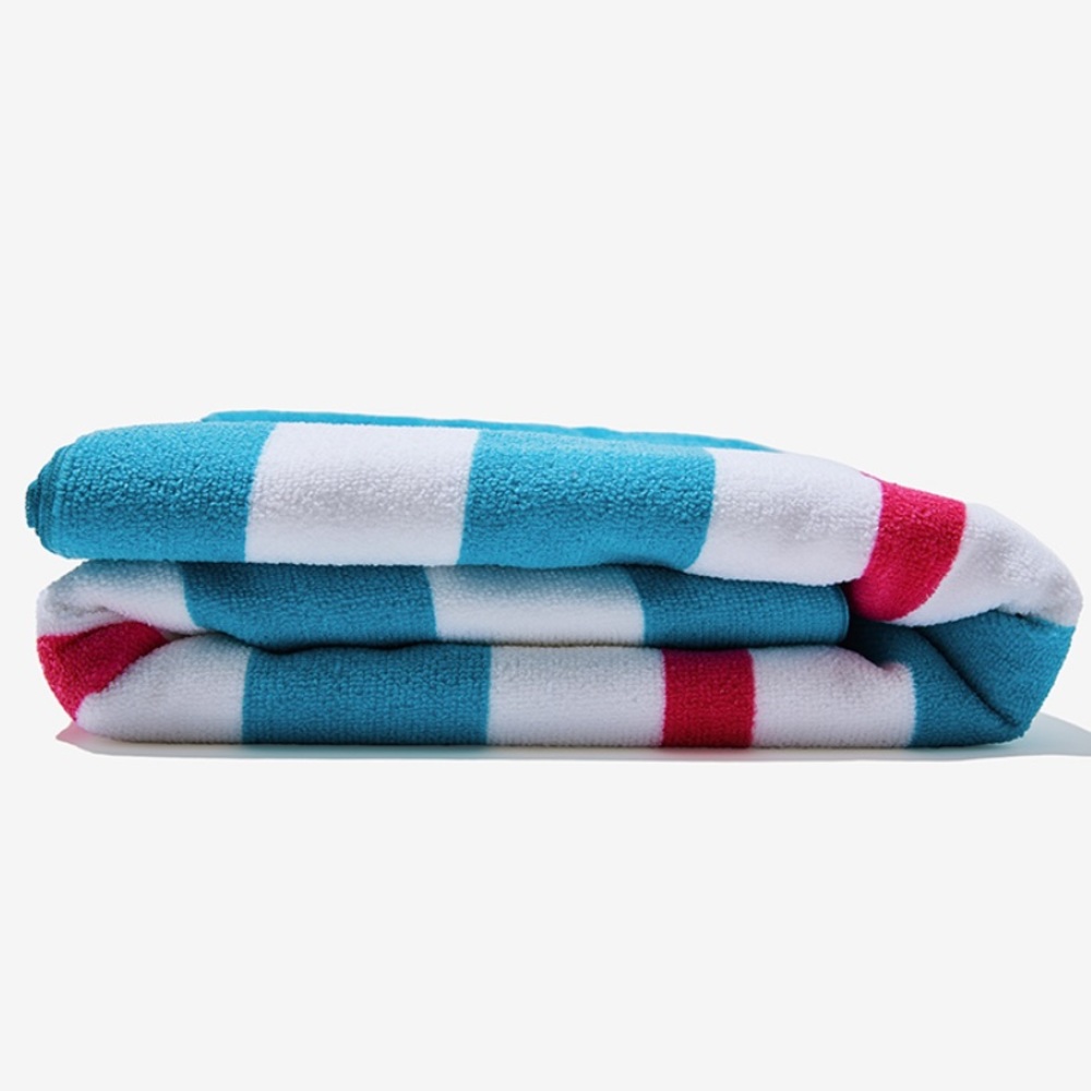⭐️ Beach Riot Beach Club Towel - Picture 4 of 5